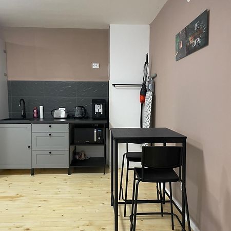 Schei Central Studios In The Heart Of Braşov Exterior foto